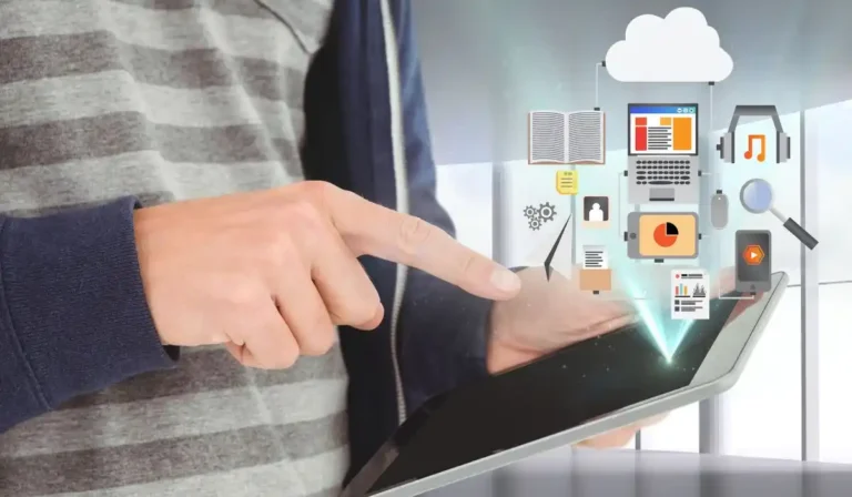 Quique Ortega platica con Hans Hatch acerca de Imagen Pública Digital