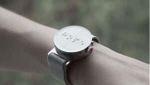 Dot Watch: un reloj inteligente para invidentes