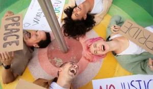 Marketing y cultura woke: de la luna de miel al divorcio