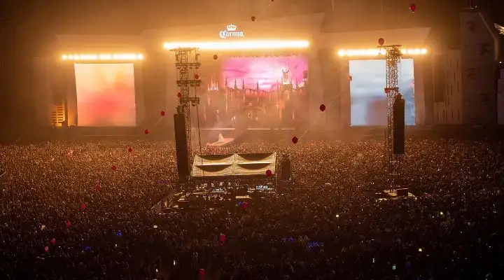 CORONA CELEBRÓ CIEN AÑOS DE HISTORIA CON LA15VA EDICIÓN DE CORONA CAPITAL EN CDMX