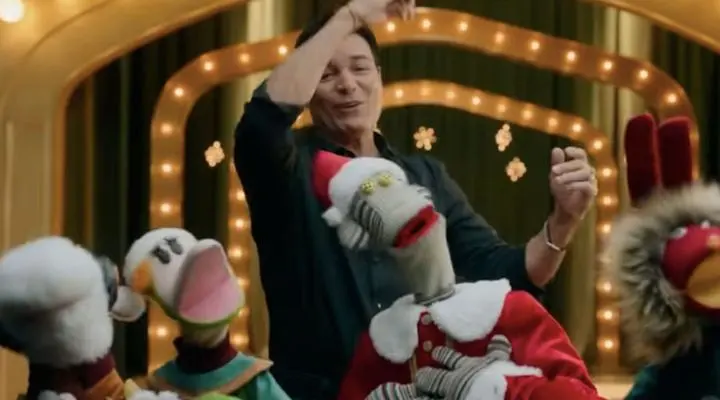 Falabella y DYU estrenan una nueva Navidad: Chayanne y 31 Minutos protagonizan la campaña 2025Â