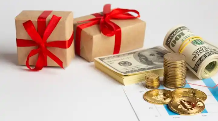 Los mexicanos gastarán en promedio $6,359 pesos en regalos navideños