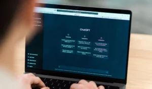 Anuncios en ChatGPT: Crónica de un cambio anunciado