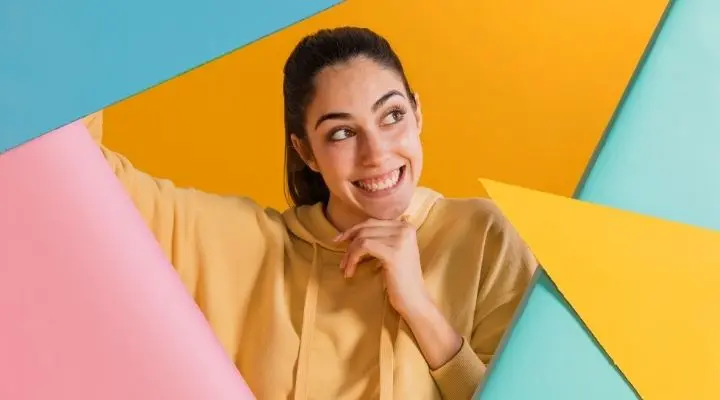 La Imagen Pública actúa sobre el presente; no especula, interviene