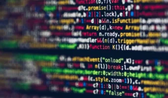 AlfabetizaciÃ³n digital humanista: el escudo contra el engaÃ±o en la era de la IA