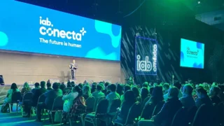 IAB Conecta 2026 reúne a más de 2,000 profesionales en Expo Santa Fe