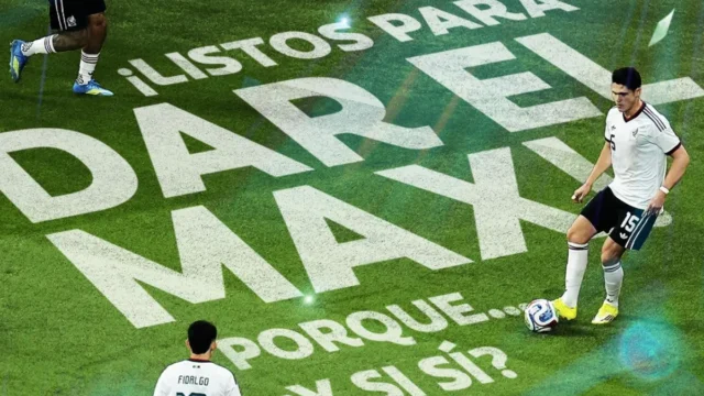 Campaña Colgate Max Fresh: La profecía del '¿Y si sí?' en el Mundial