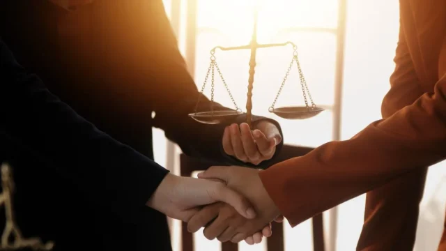 Día del abogado: Para qué necesita un abogado tu empresa
