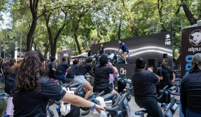 Alpura dona 15 mil litros de leche