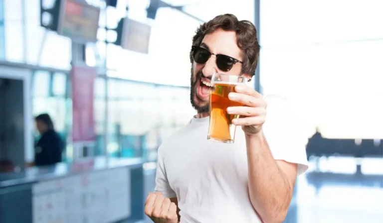 Corona en el Aeropuerto de Guadalajara