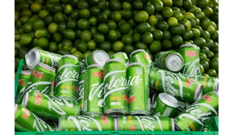 Victoria Chelada Limón y Sal