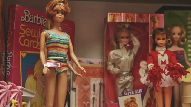 Barbie: creada para soñar con algo más que ser mamá
