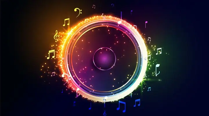 Un altavoz circular colorido, que recuerda al pasado, está rodeado de notas musicales brillantes y destellos sobre un fondo oscuro.