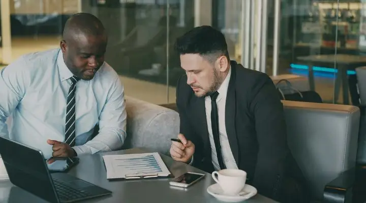 La IA y profesionalización: el nuevo camino empresarial