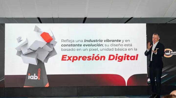 IAB México celebra 20 años con 20 figuras que han hecho historia en la industria publicitaria digital