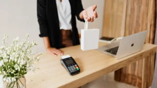 Vende más el que más llama la atención